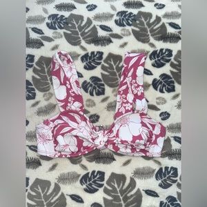 Hawaiian floral swim top